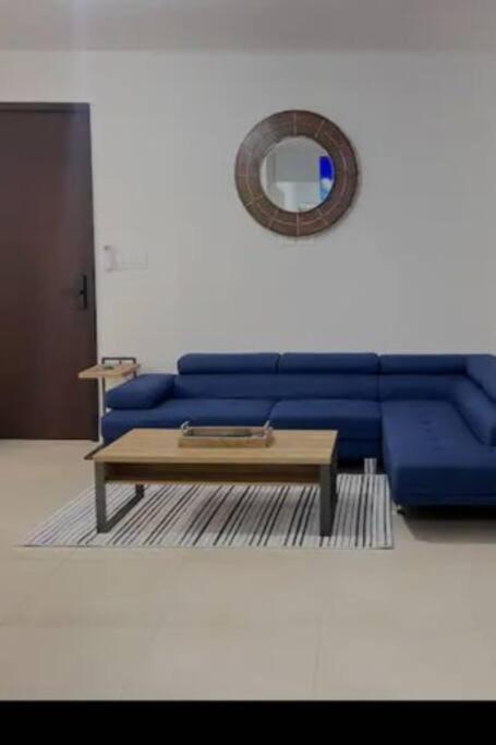 Parkhurst Lux Condo Near Devon House 킹스톤 외부 사진